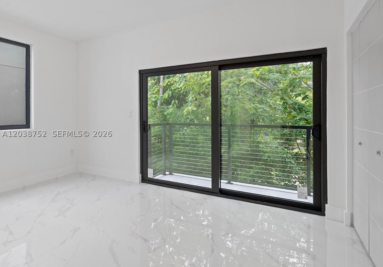 FROW HOMESTEAD - Residential Lease