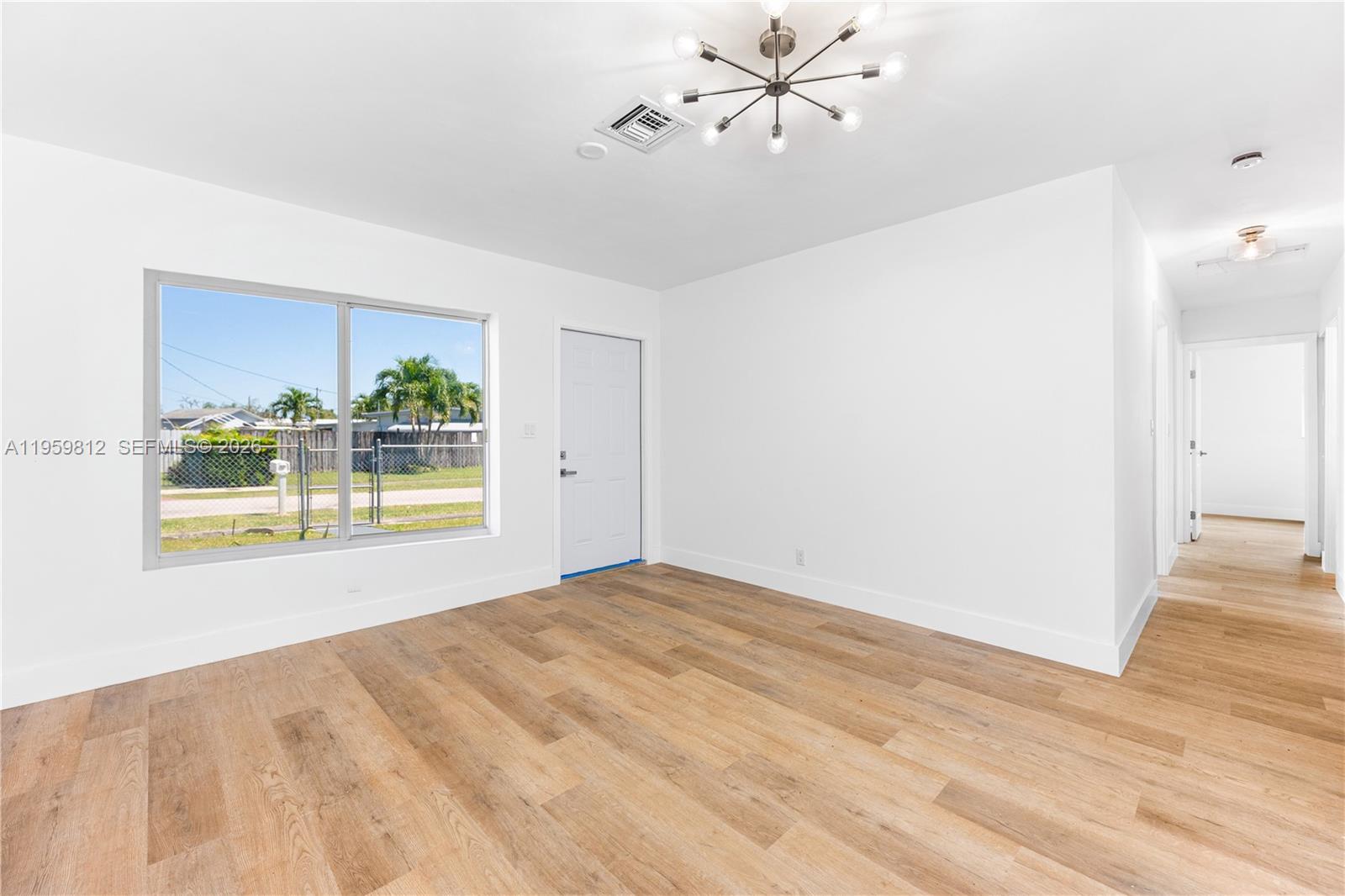 TAYLOR MANOR - Residential
