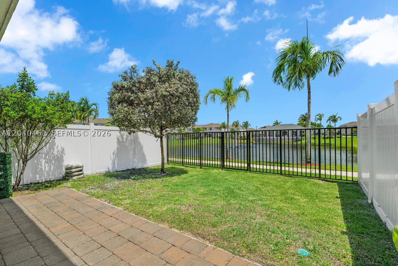 CEDAR AT KEYS GATE - Residential