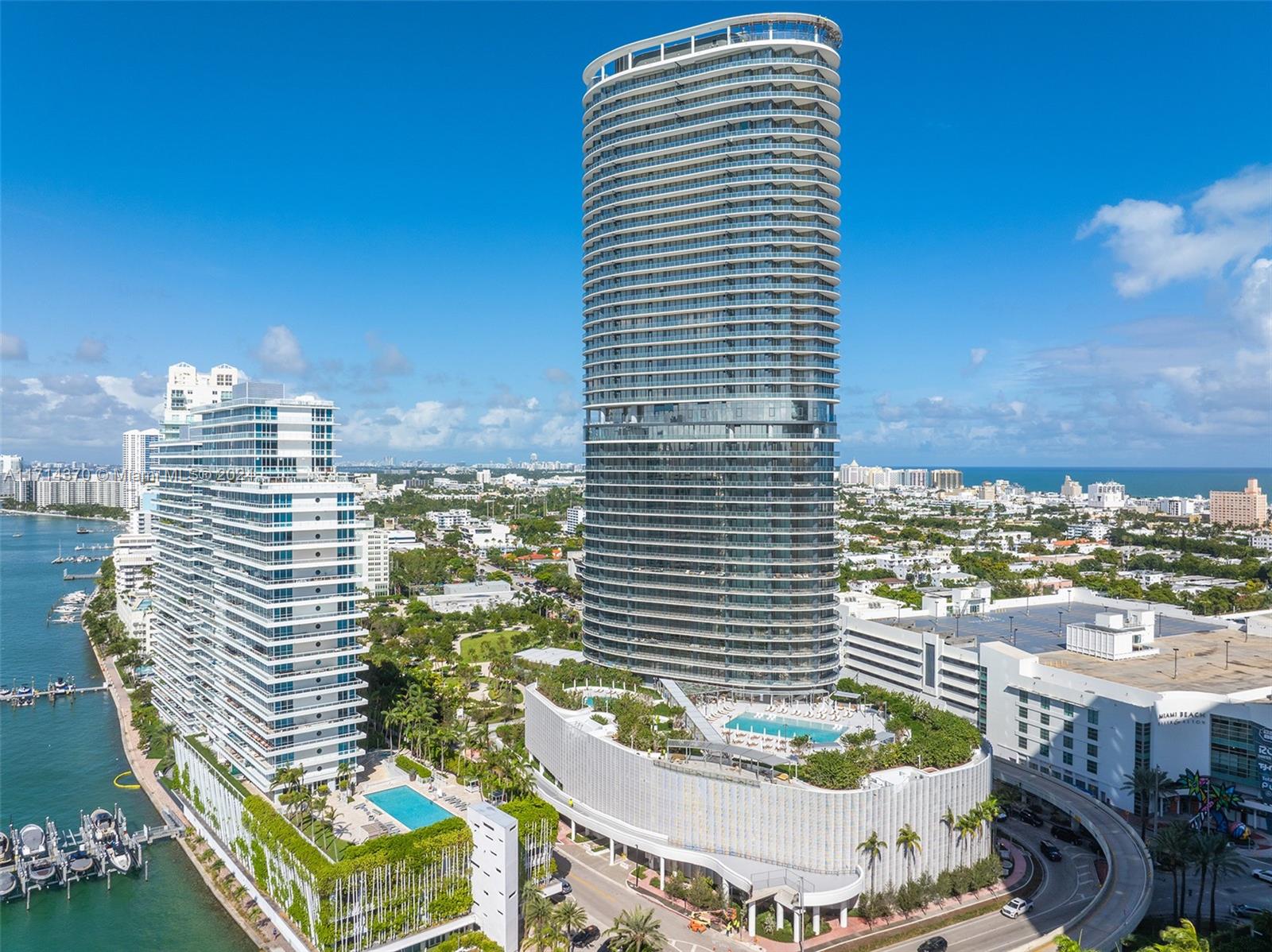 AQUARIUM SITE AMD - Residential