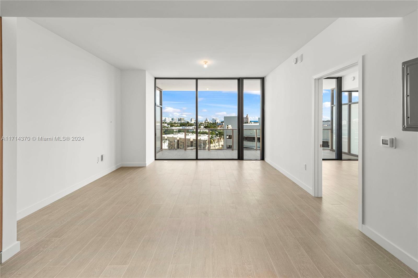 AQUARIUM SITE AMD - Residential