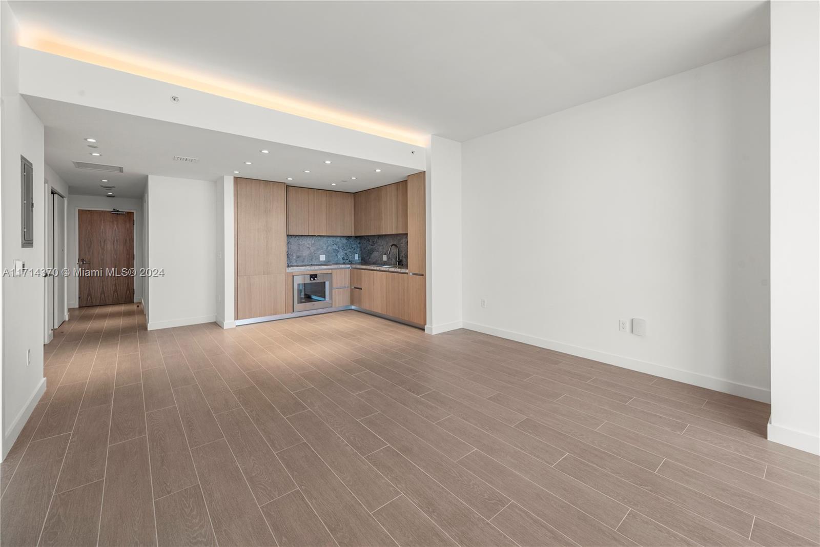 AQUARIUM SITE AMD - Residential