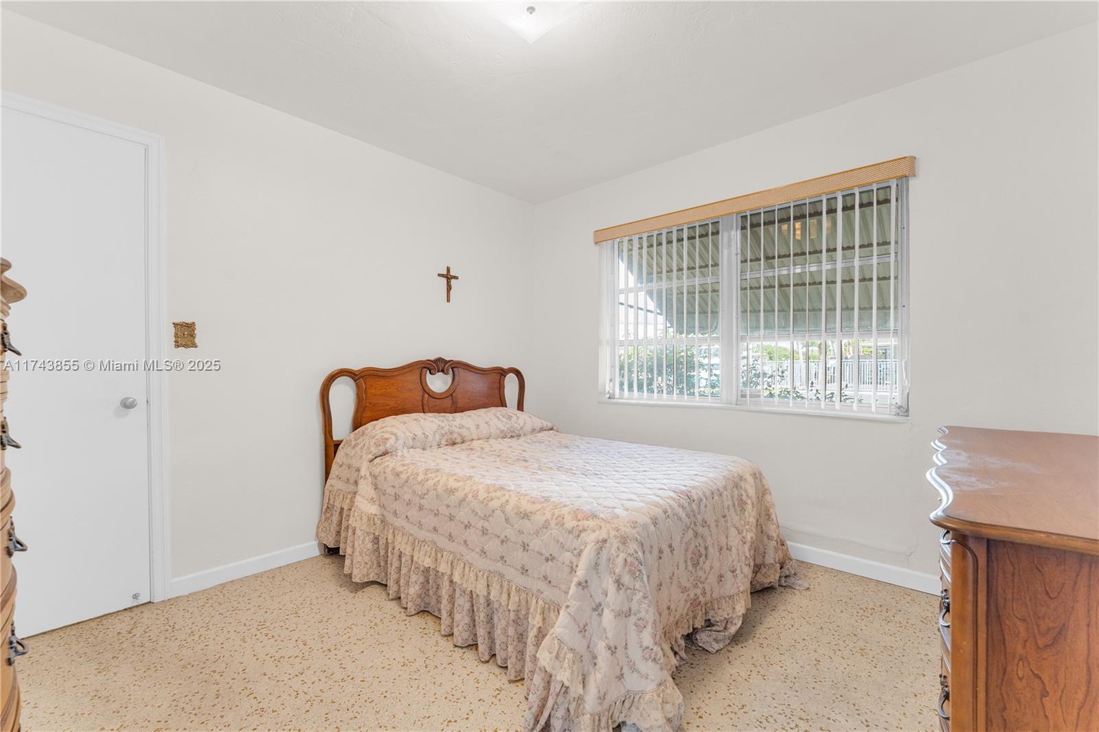 POINCIANA PK AMEN PL BLKS - Residential