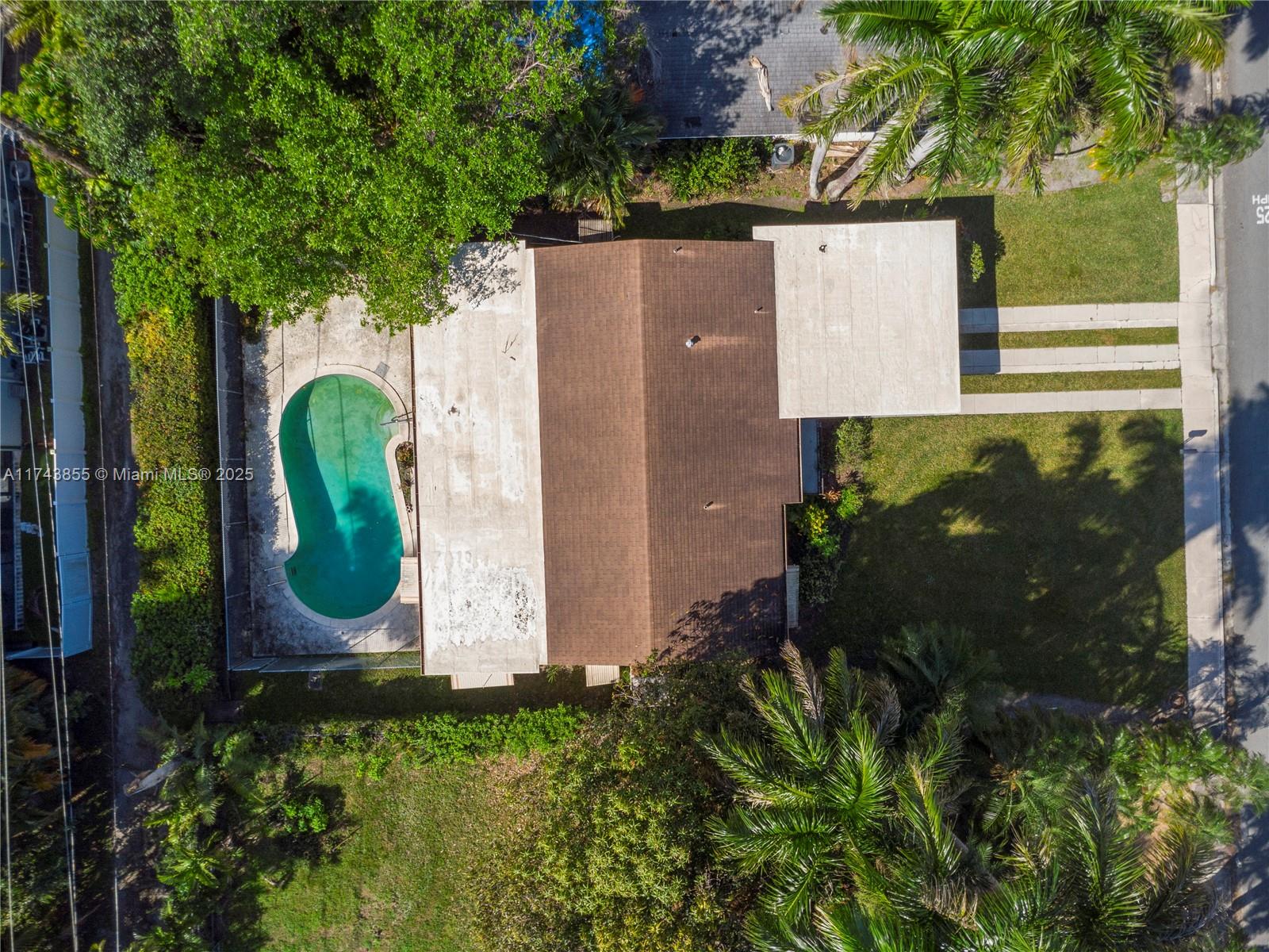 POINCIANA PK AMEN PL BLKS - Residential