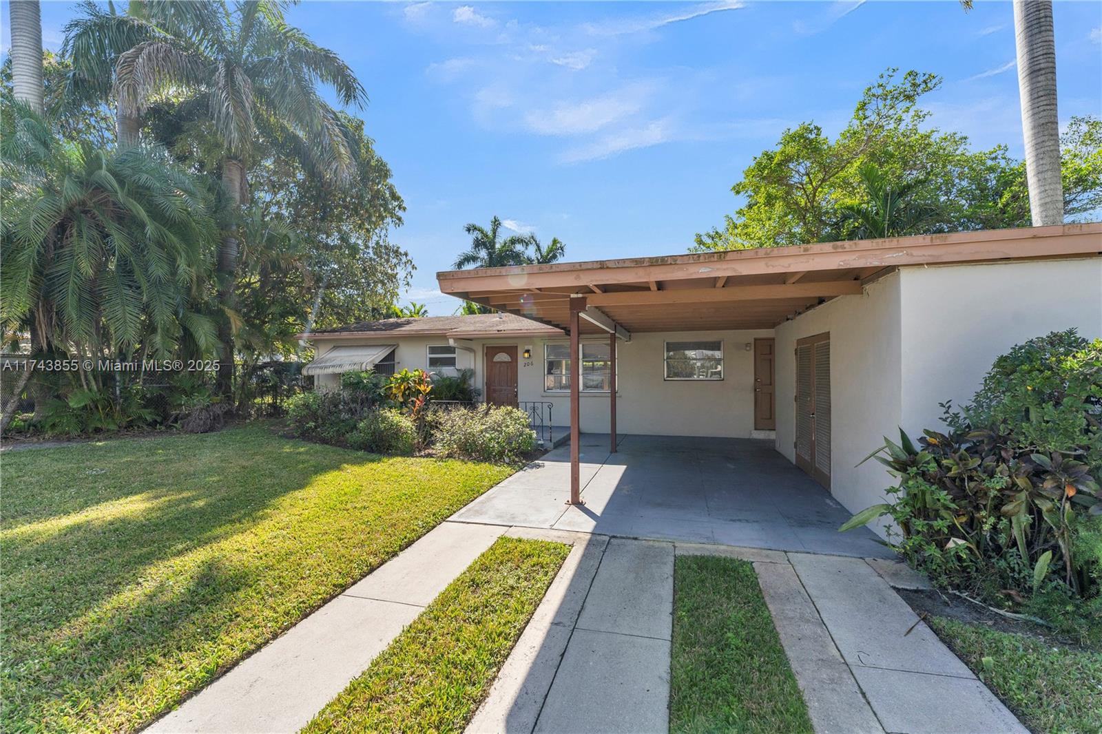 POINCIANA PK AMEN PL BLKS - Residential