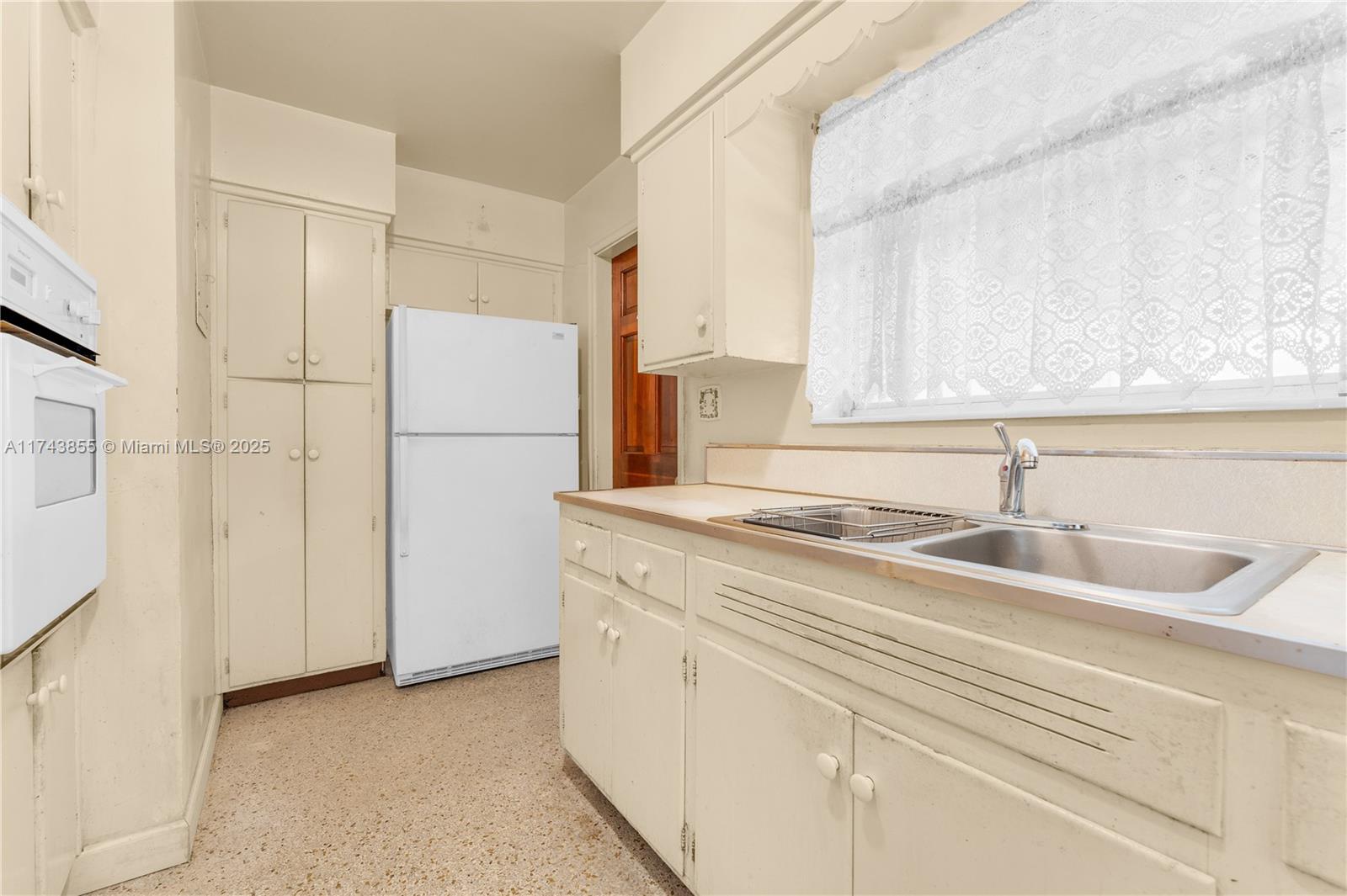 POINCIANA PK AMEN PL BLKS - Residential