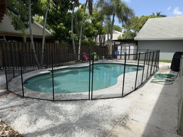 SAWGRASS ESTATES - Residential