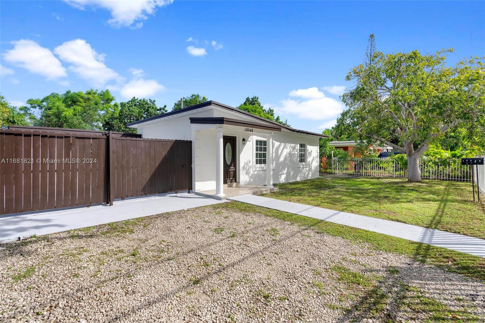 NICHOLS HEIGHTS ADDN - Residential