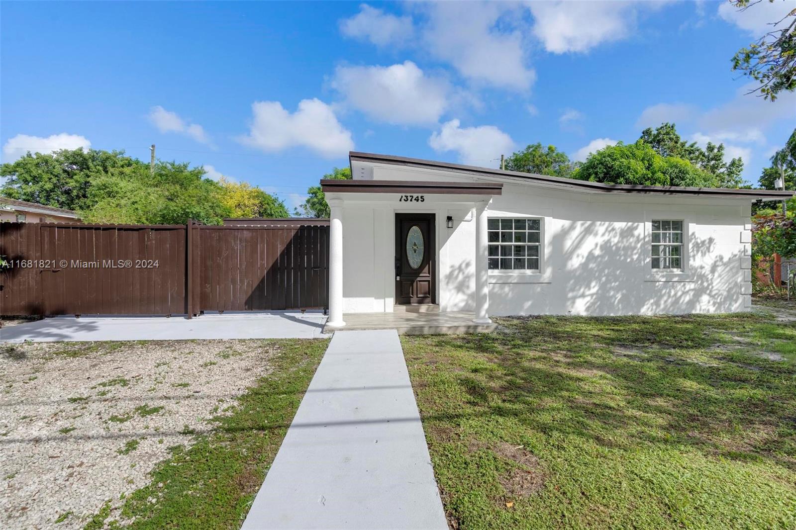 NICHOLS HEIGHTS ADDN - Residential