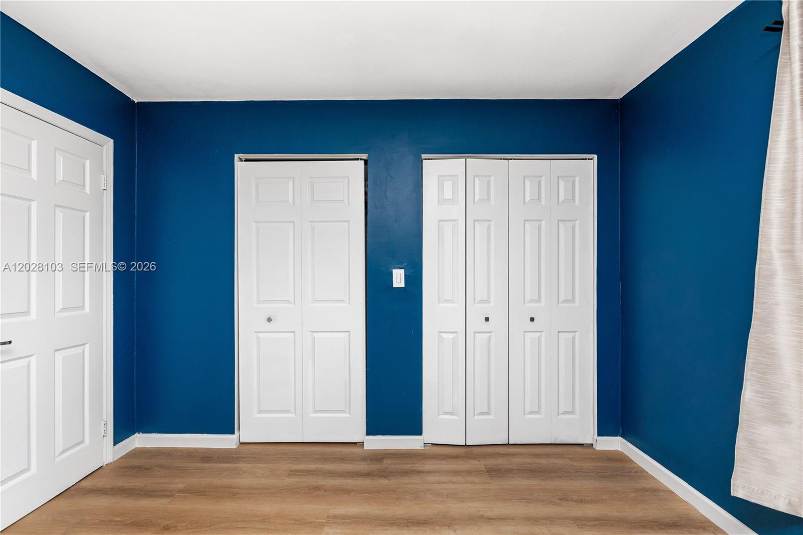 KENDALL WALK - Residential