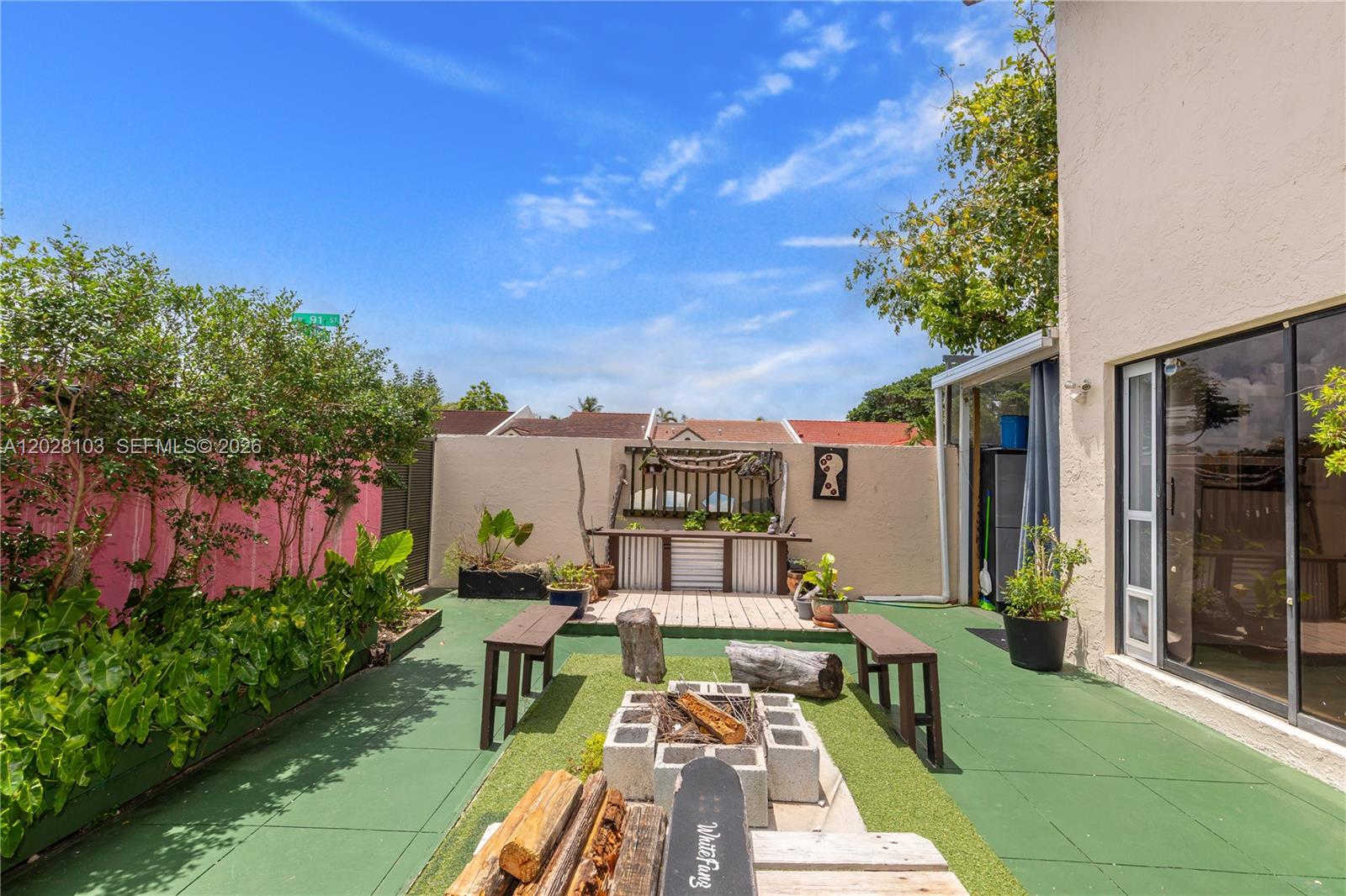 KENDALL WALK - Residential