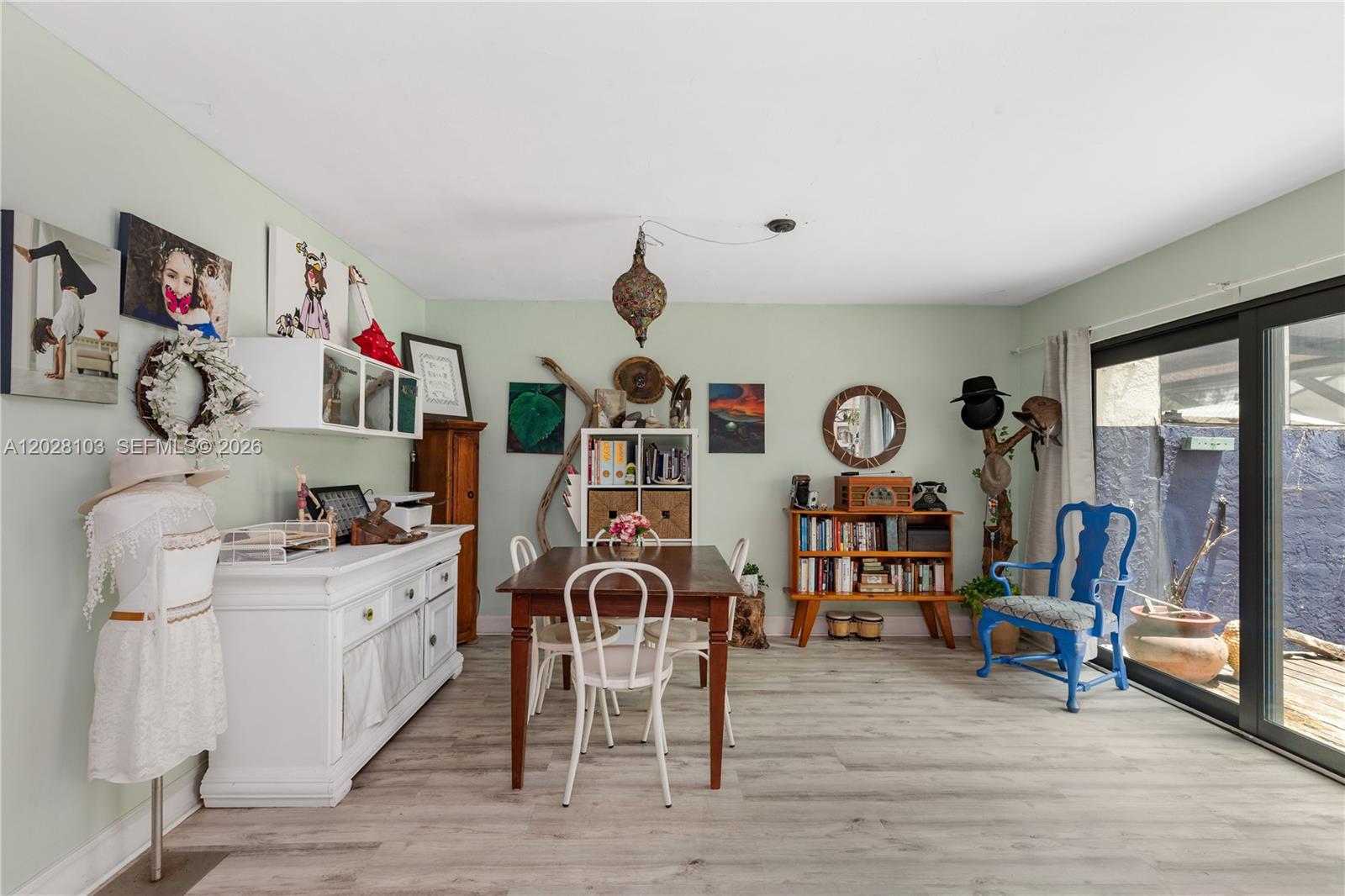 KENDALL WALK - Residential