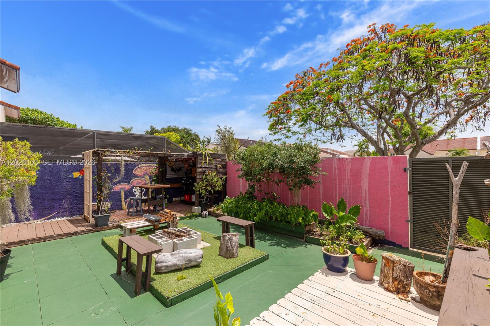 KENDALL WALK - Residential