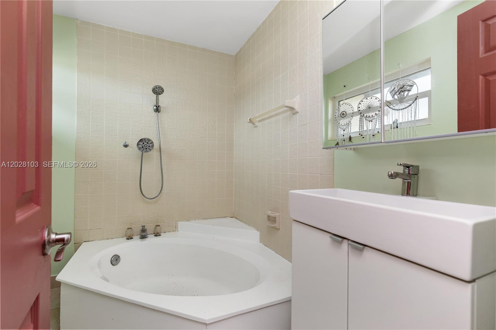 KENDALL WALK - Residential