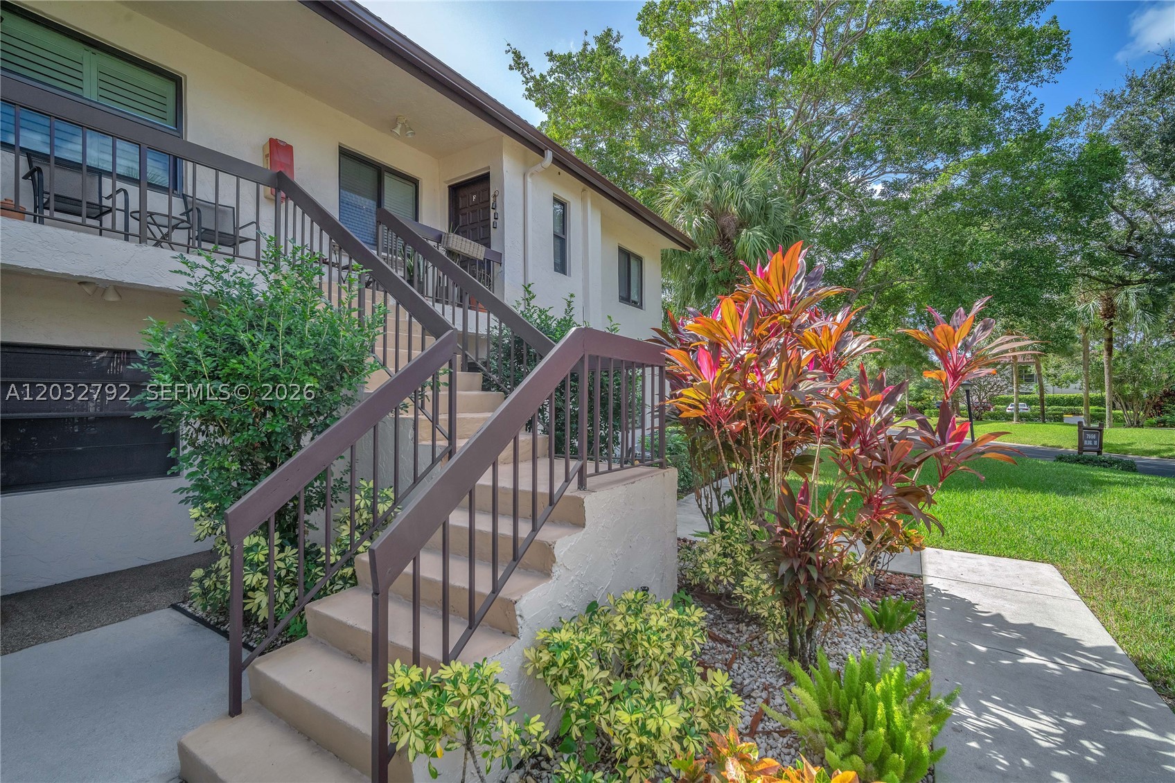 GREENS OF BOCA LAGO CONDO - Residential