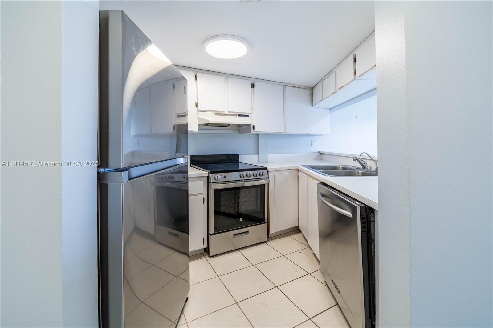 LAKE BEACH CLUB CONDO - Residential