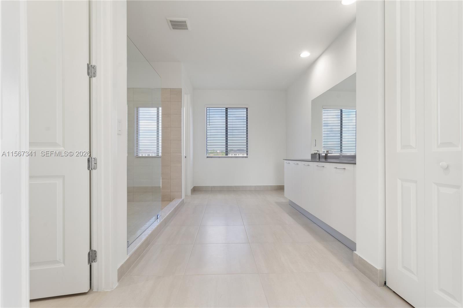 BRISTOL RESERVE - Residential
