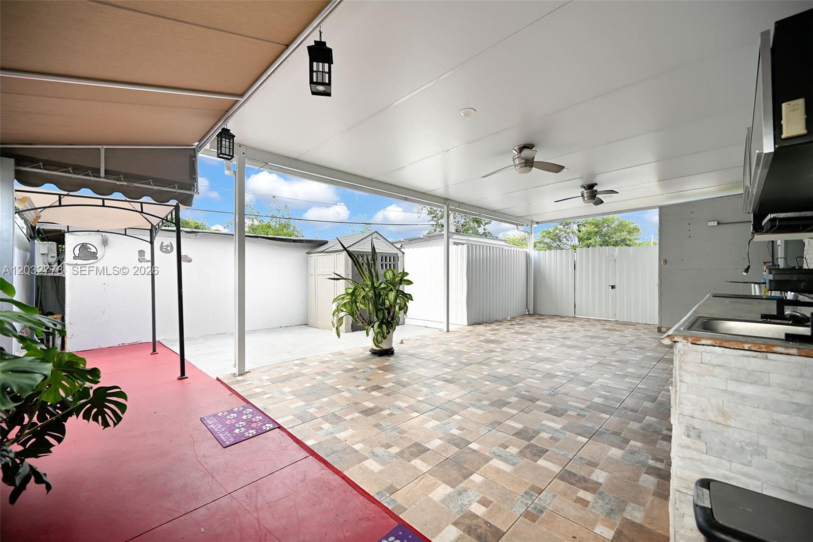 HIALEAH 14TH ADDN - Residential