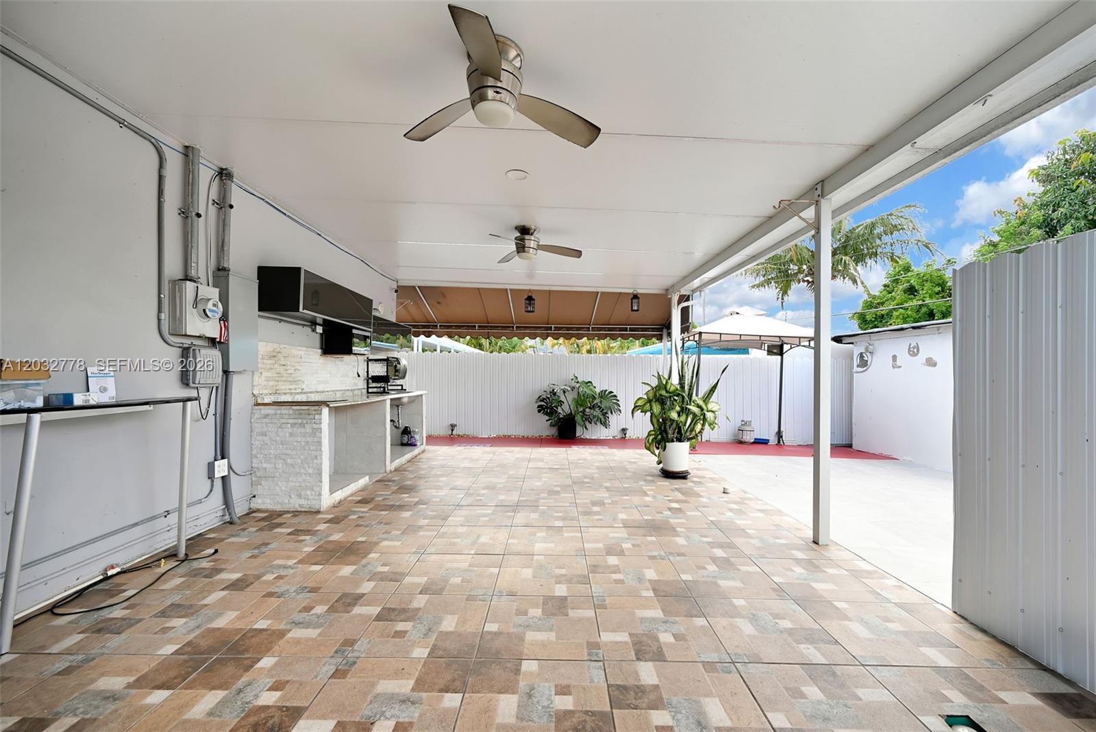HIALEAH 14TH ADDN - Residential