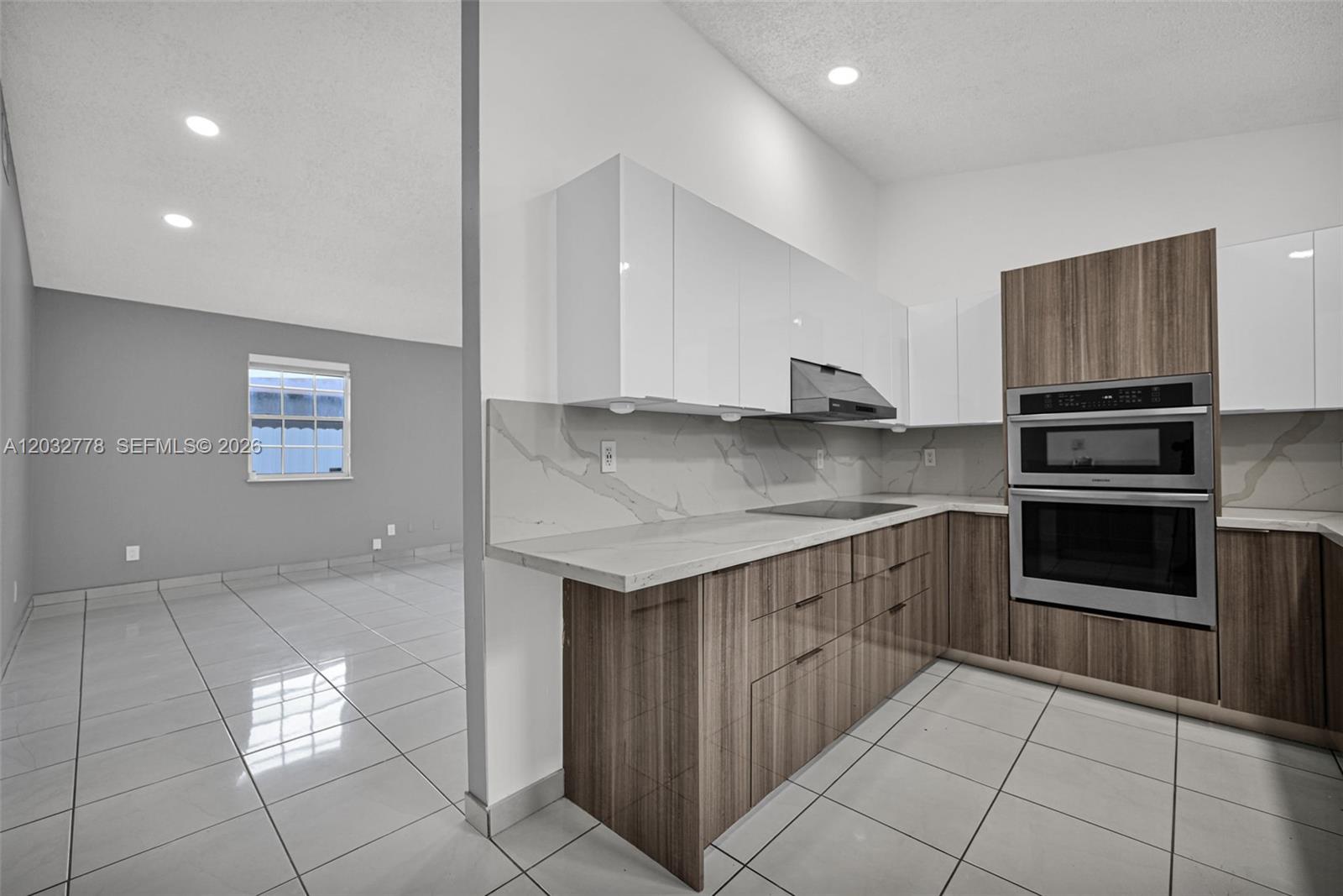 HIALEAH 14TH ADDN - Residential