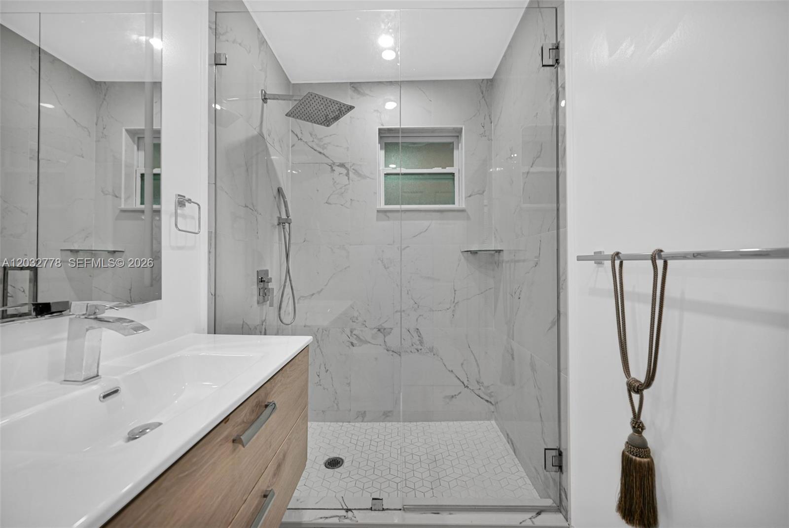 HIALEAH 14TH ADDN - Residential