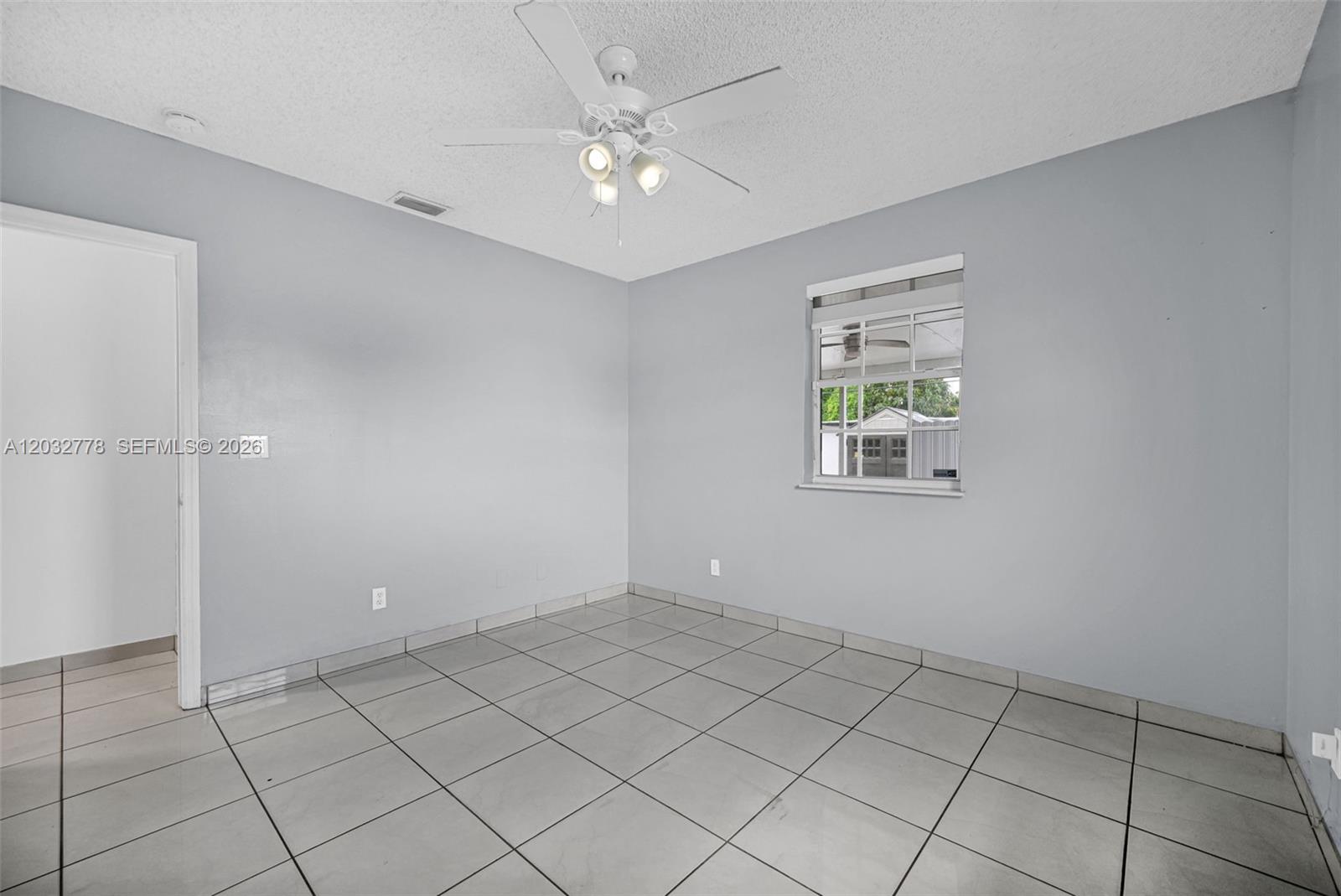 HIALEAH 14TH ADDN - Residential