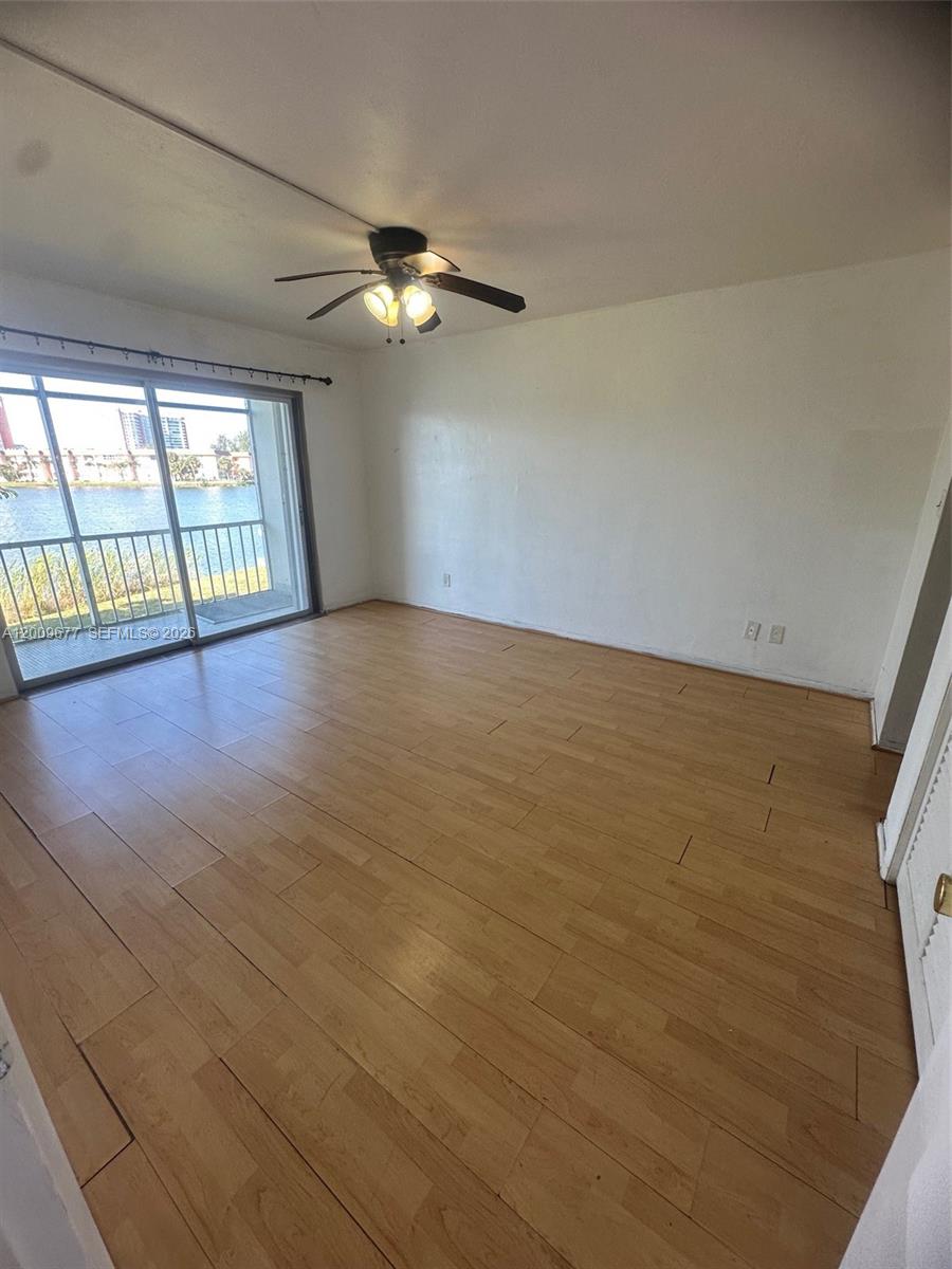 THIRD HORIZONS CONDO - Residential