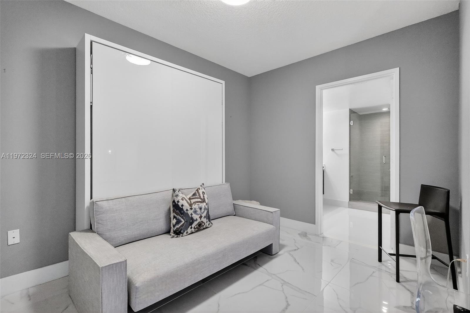 PARQUE TOWERS CONDO - Residential