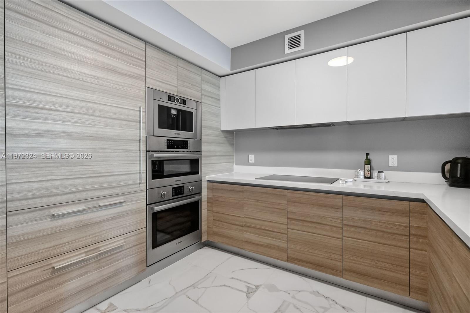 PARQUE TOWERS CONDO - Residential