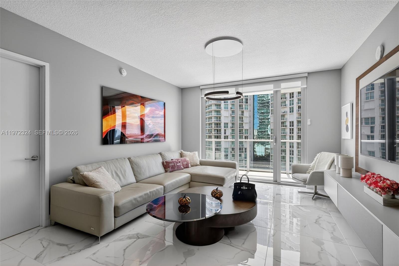 PARQUE TOWERS CONDO - Residential