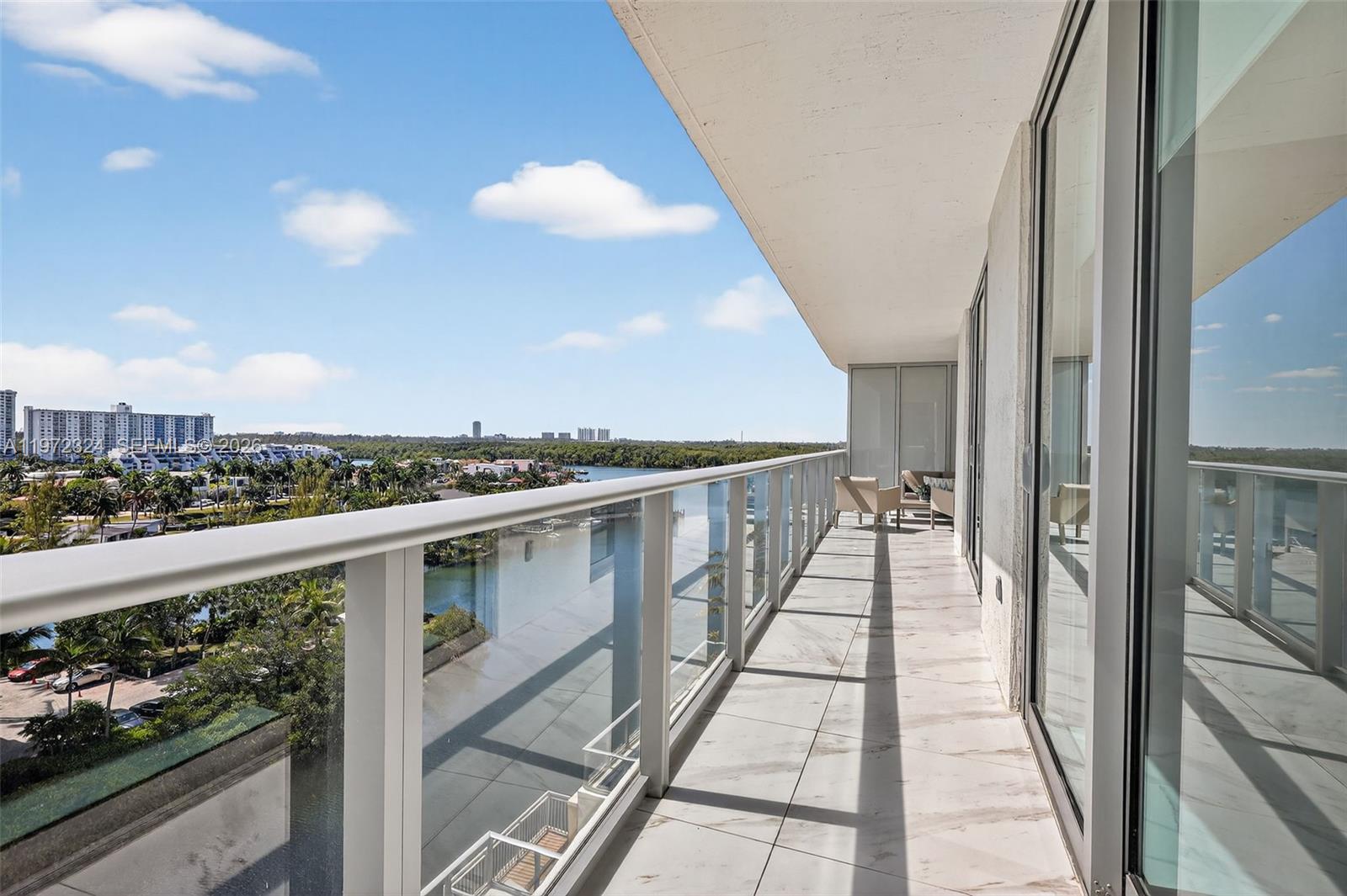 PARQUE TOWERS CONDO - Residential