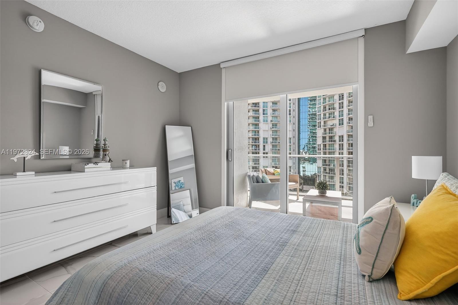 PARQUE TOWERS CONDO - Residential