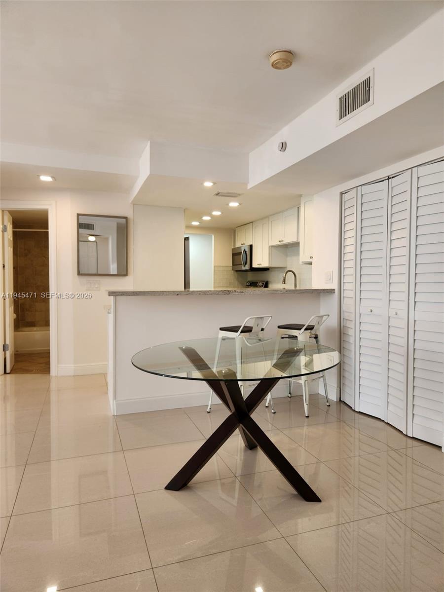 FUTURA SANSOVINO CONDO - Residential