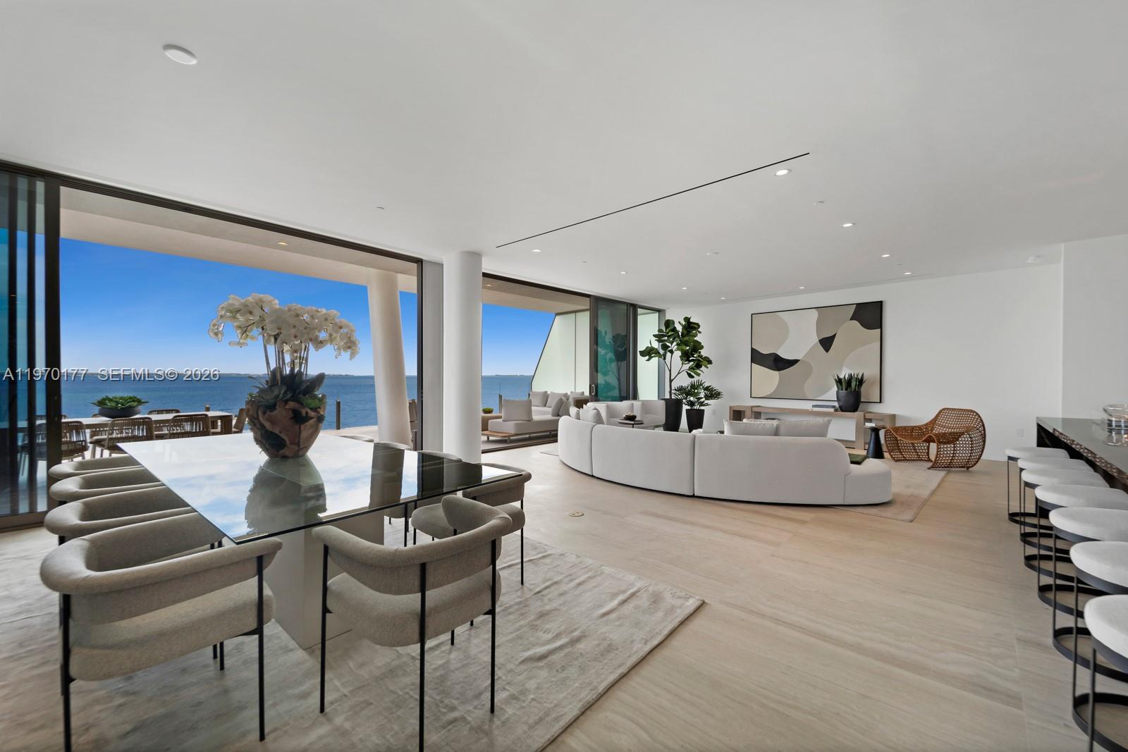 Vita Grove Isle - Residential