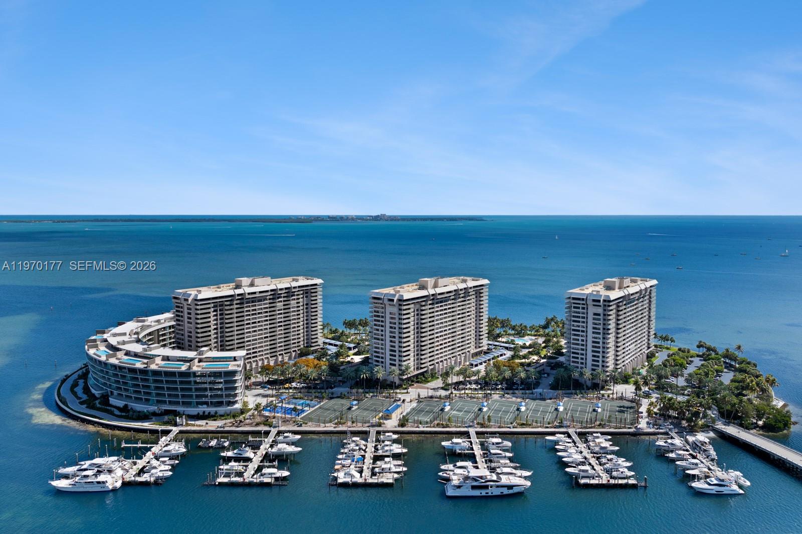 Vita Grove Isle - Residential