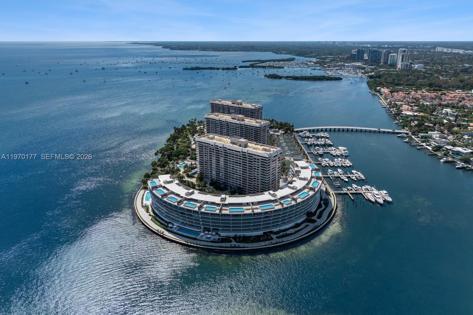 Vita Grove Isle - Residential
