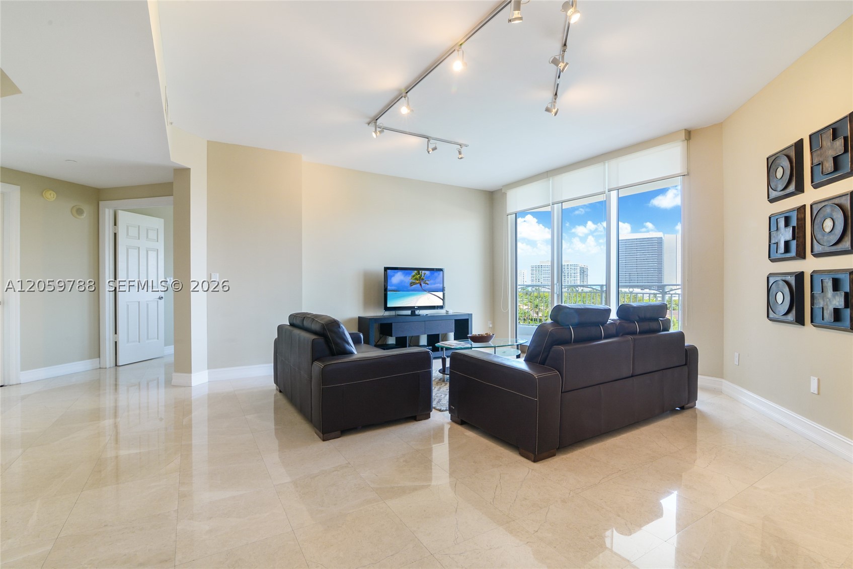 CARROLL WALK CONDO - Residential