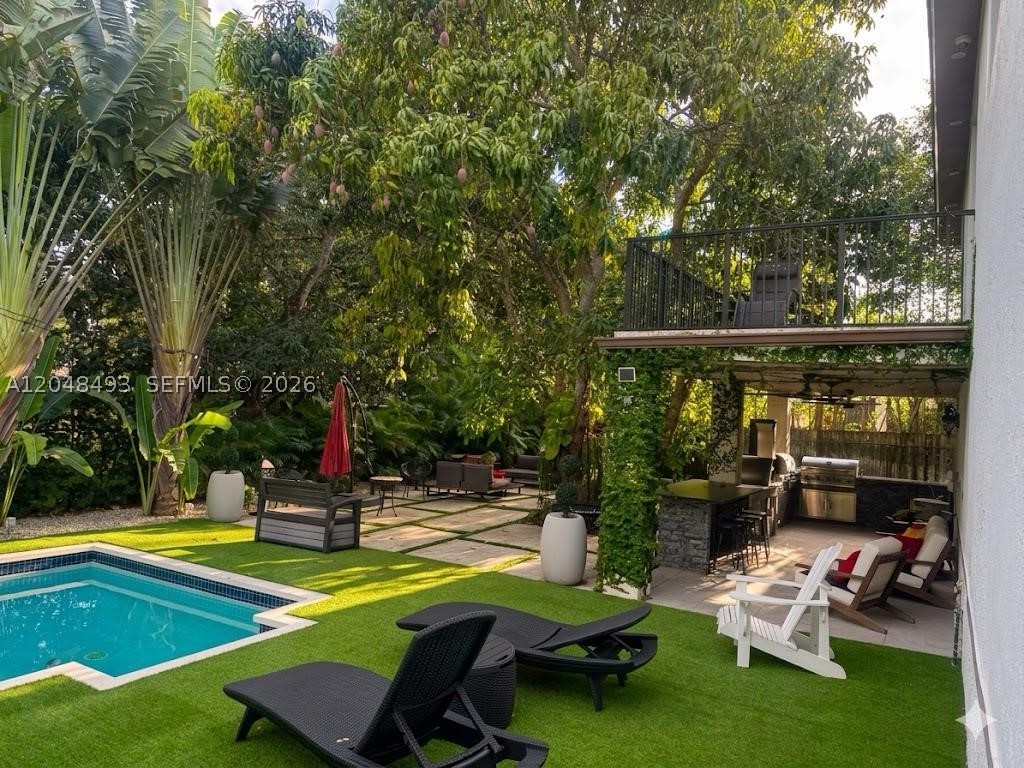 GROVES AT OLD CUTLER - Residential