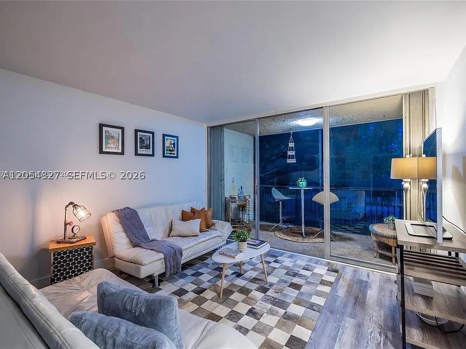 ETON COUNTRYSIDE II CONDO - Residential Lease