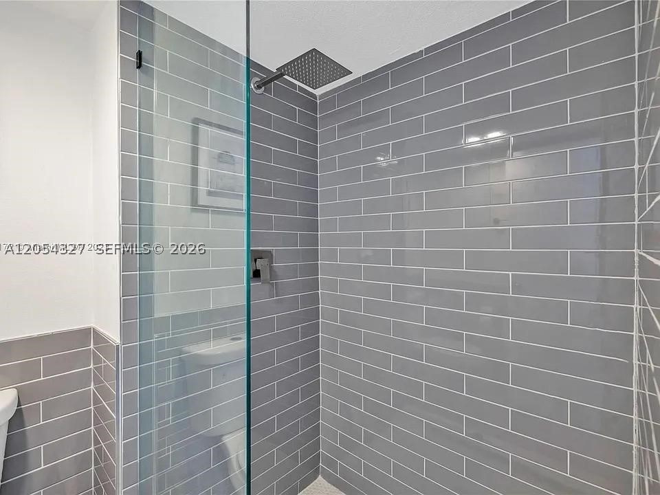 ETON COUNTRYSIDE II CONDO - Residential Lease