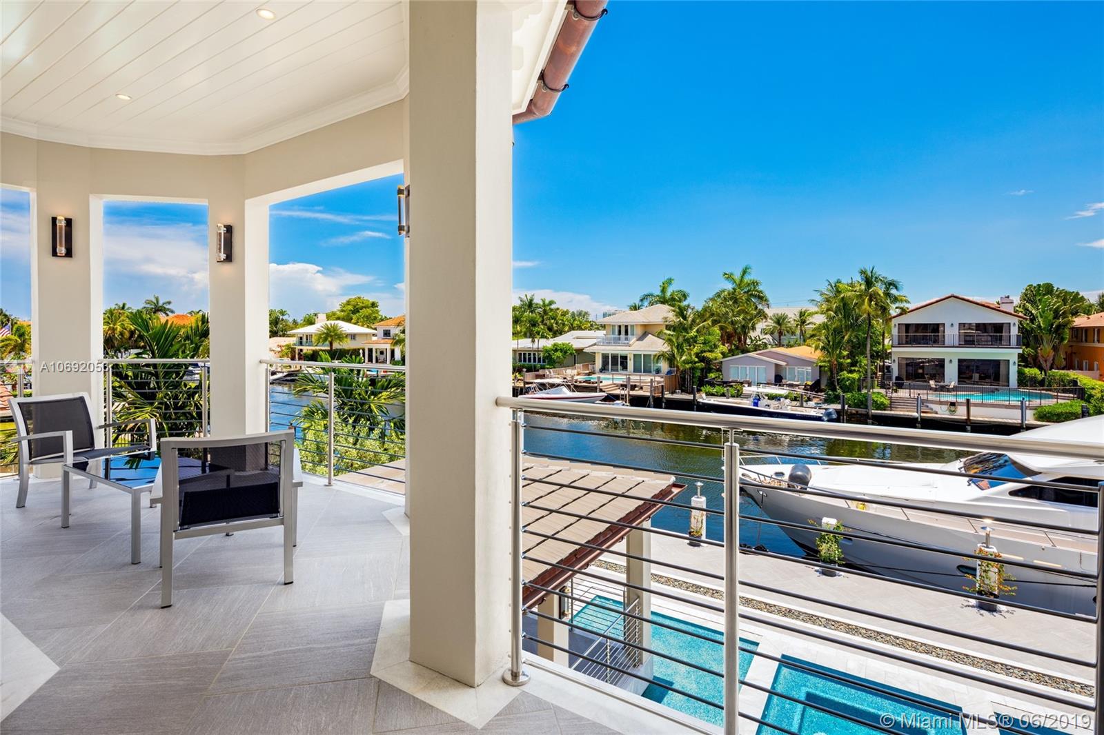 RIO VISTA ISLES - Residential