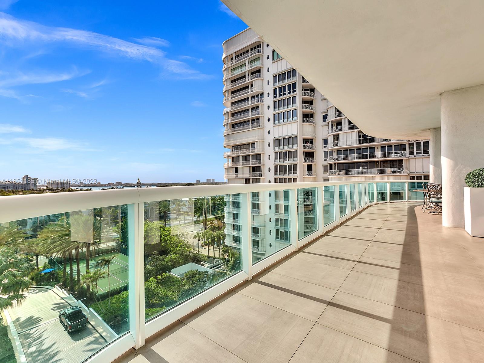 THE PALACE AT BAL HARBOUR - Residential