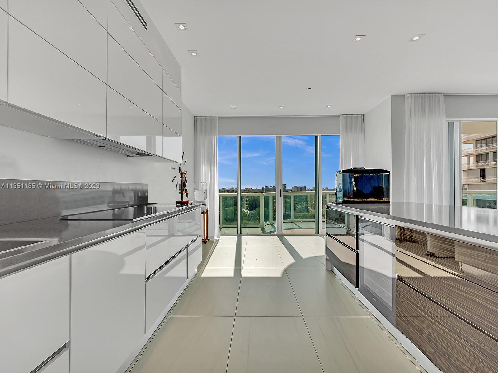 THE PALACE AT BAL HARBOUR - Residential