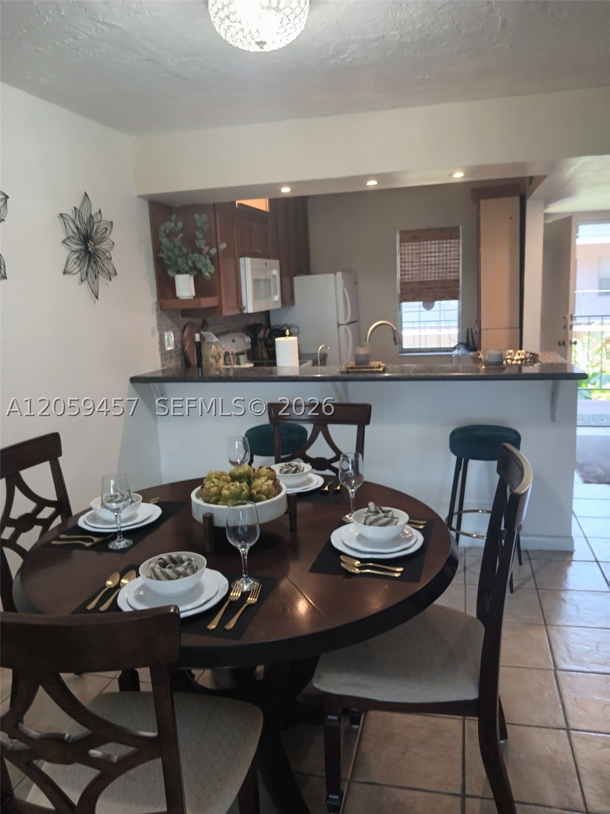 SOMERSET NO 1 CONDO - Residential