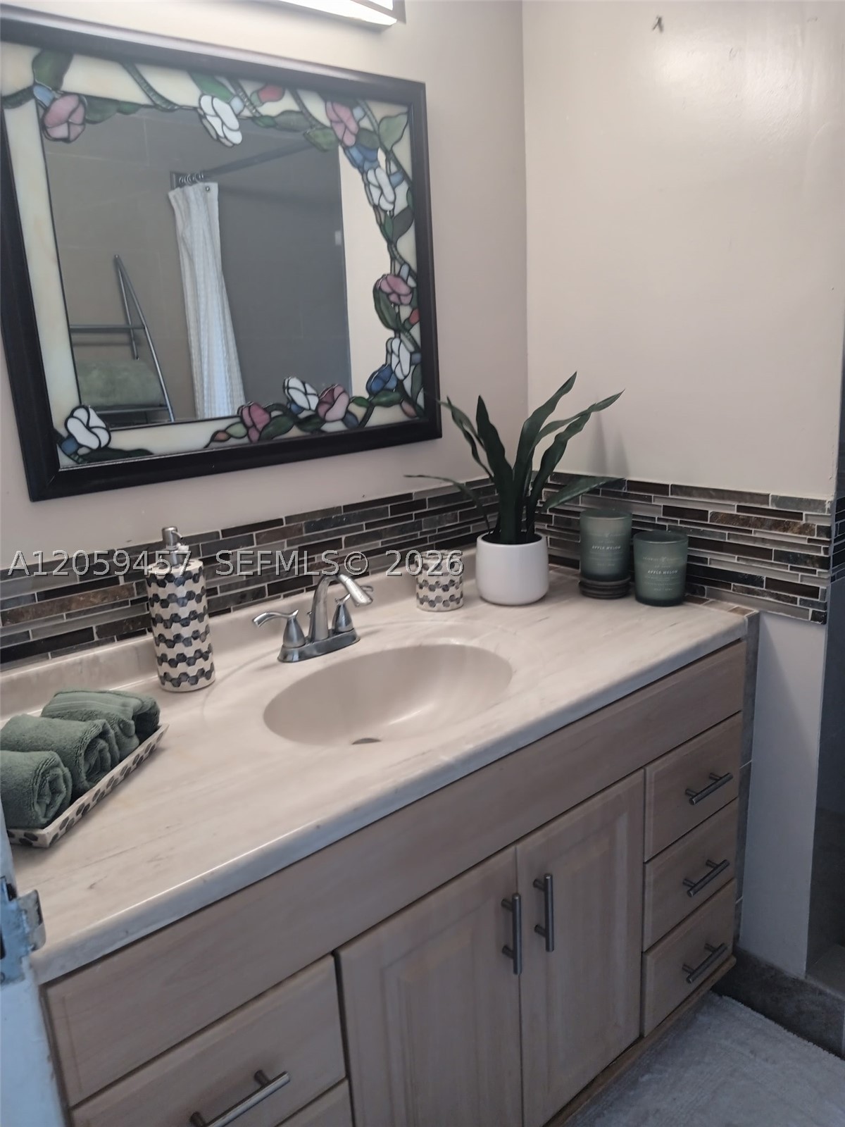 SOMERSET NO 1 CONDO - Residential