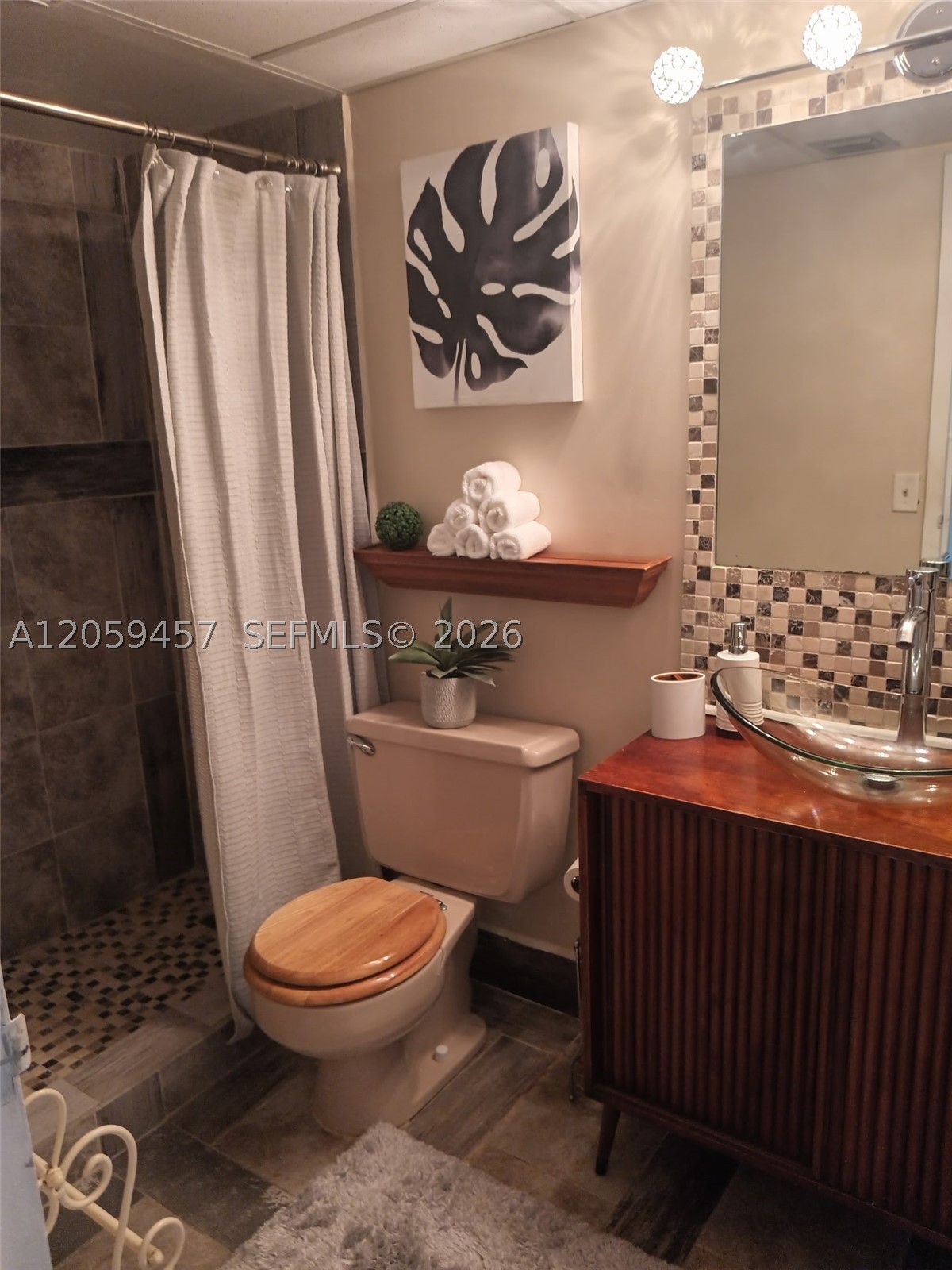 SOMERSET NO 1 CONDO - Residential