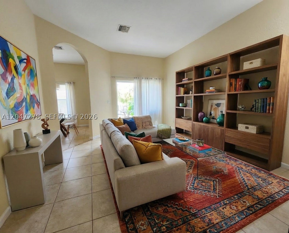 TOWNGATE NORTH - Residential Lease