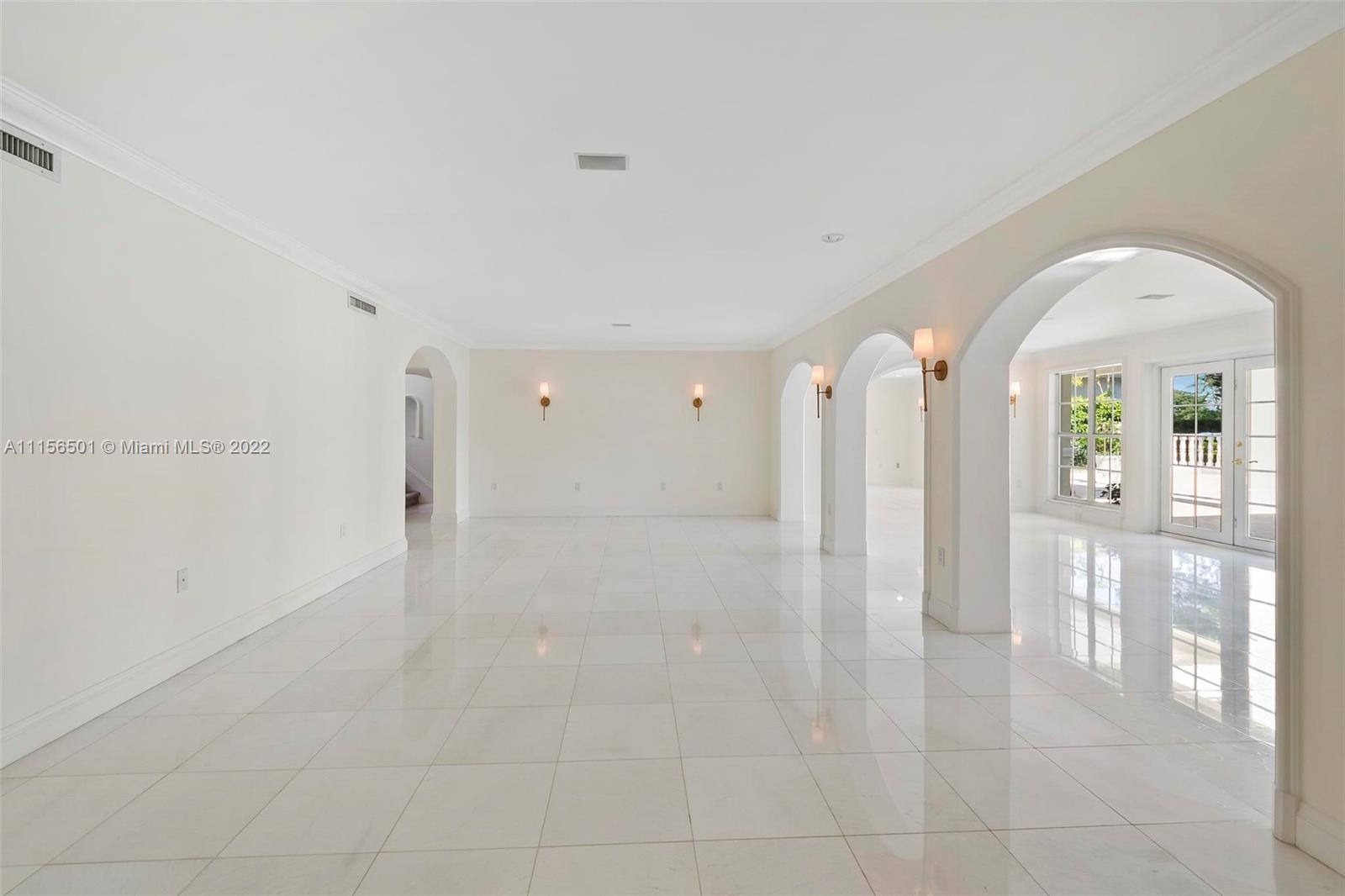 CORAL GABLES COUNTRY CLUB - Residential
