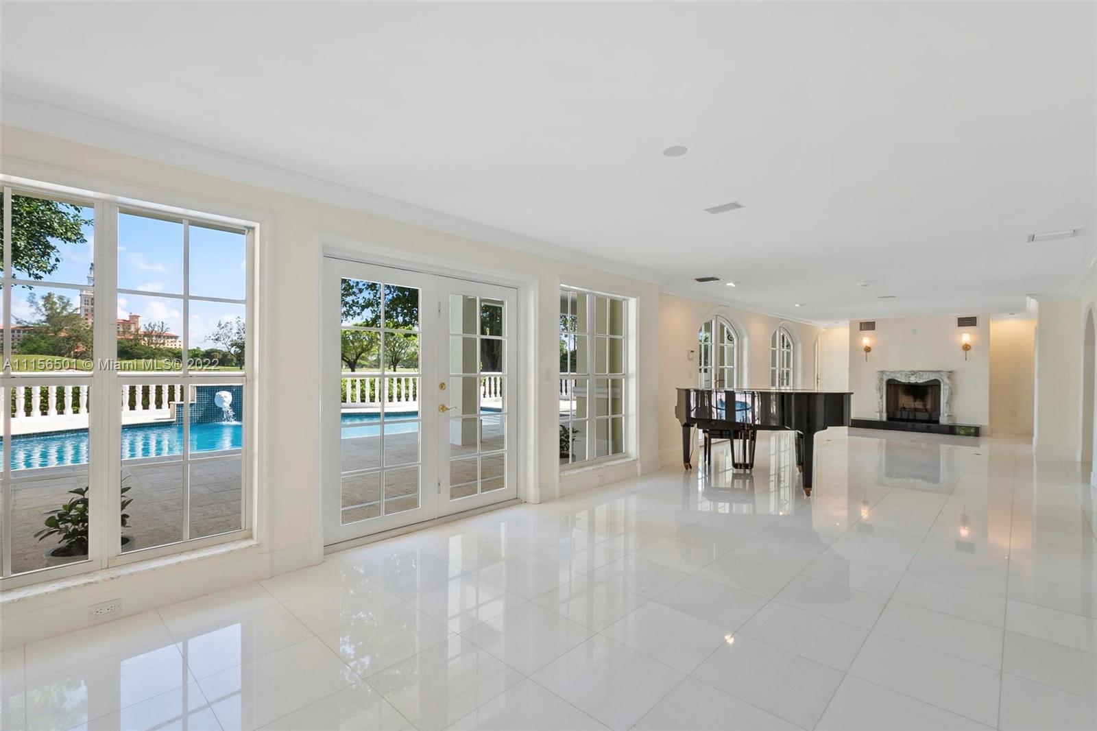 CORAL GABLES COUNTRY CLUB - Residential