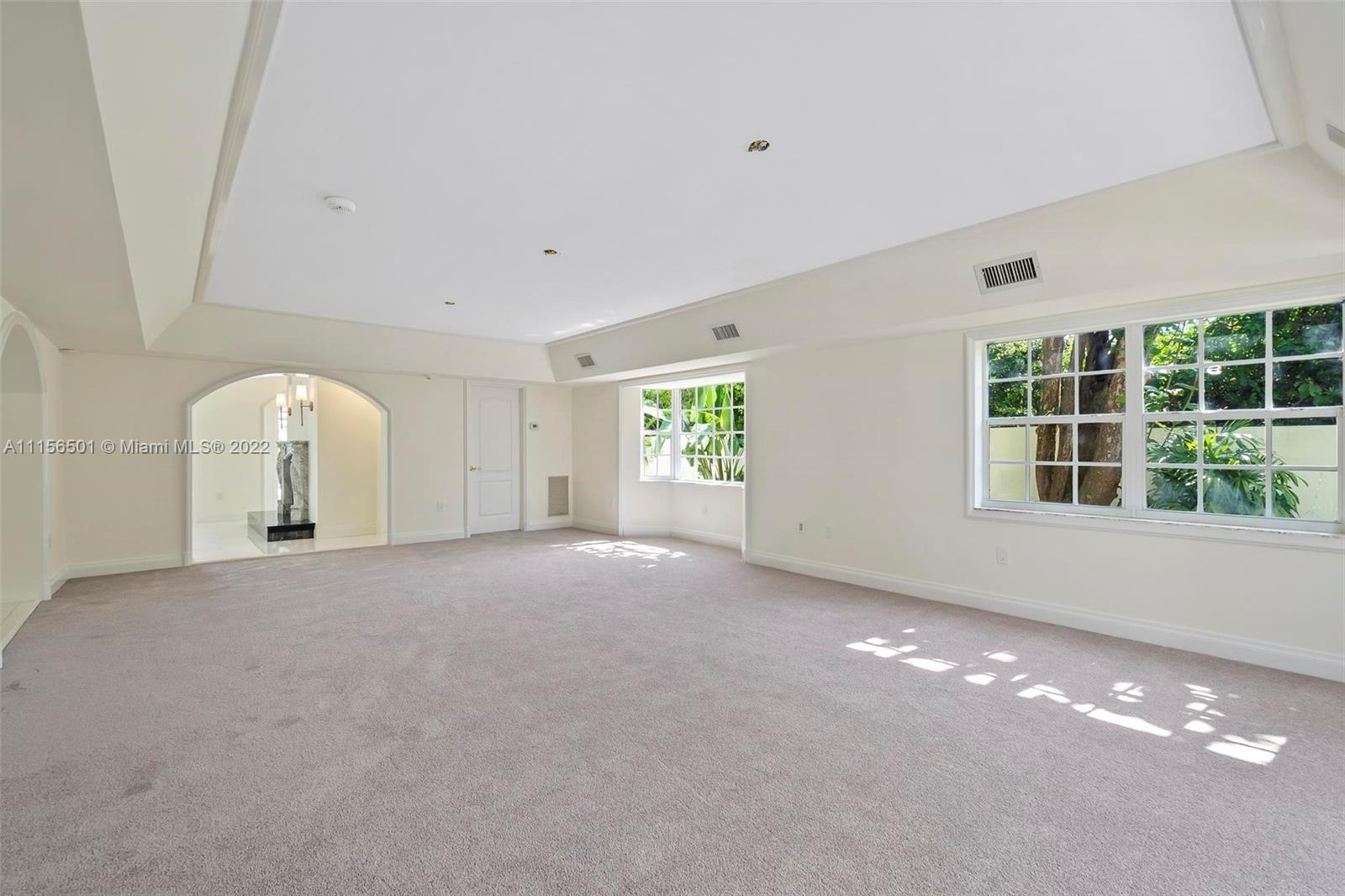 CORAL GABLES COUNTRY CLUB - Residential